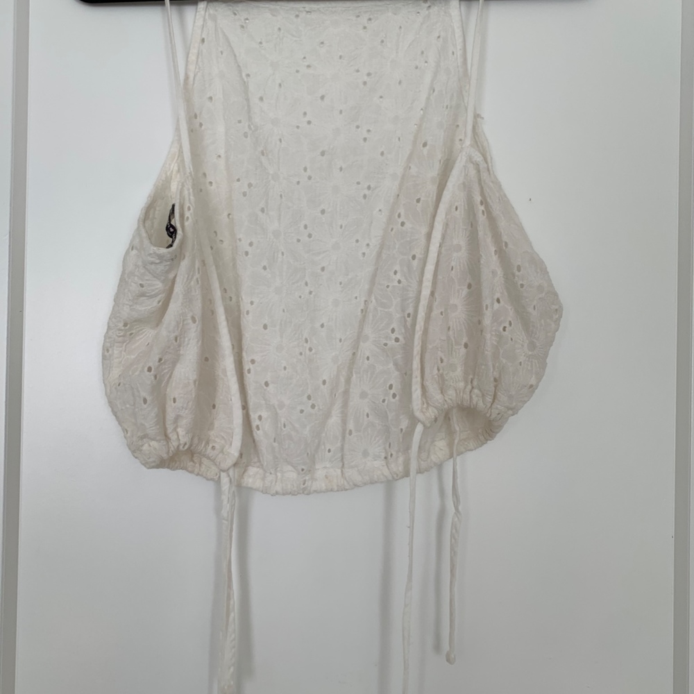 Brandy Melville White Top - Picture 6 of 6